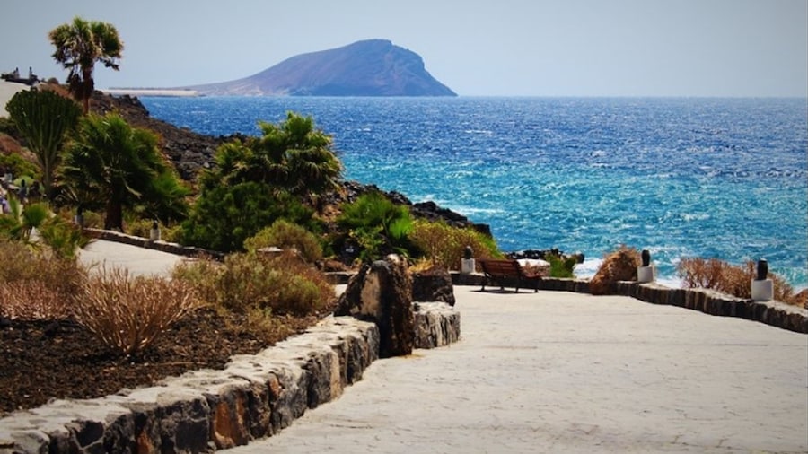 Jessica s Hideaway Amarilla Golf Bliss