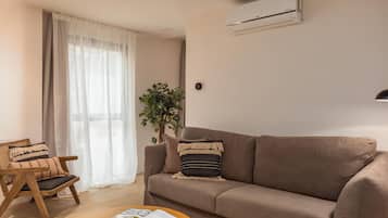 Studio | 5 bedrooms