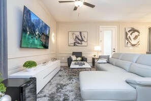 House | Living area - Reunion Resort Every Room is a New Adventure (Kissimmee)