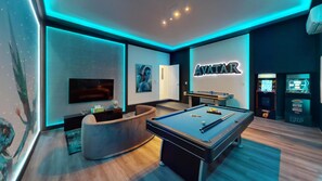 House - 8 Bedroom Themed Rooms Huge Games Room Pool Spa (Orlando)