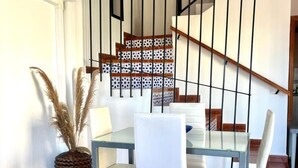 Unclassified image, 5 of 24, button - Encanto Hist Rico con Terraza y Vistas al mar (Alicante)