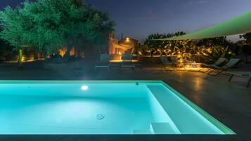 Apartment, Smoking | 5 bedrooms