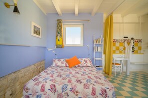 Apartment, Smoking | 5 bedrooms