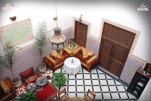 Appartement, fumeurs | 4 chambres