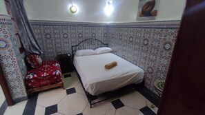 Apartment, Smoking | 4 bedrooms
