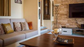 Villa, Smoking | 4 bedrooms