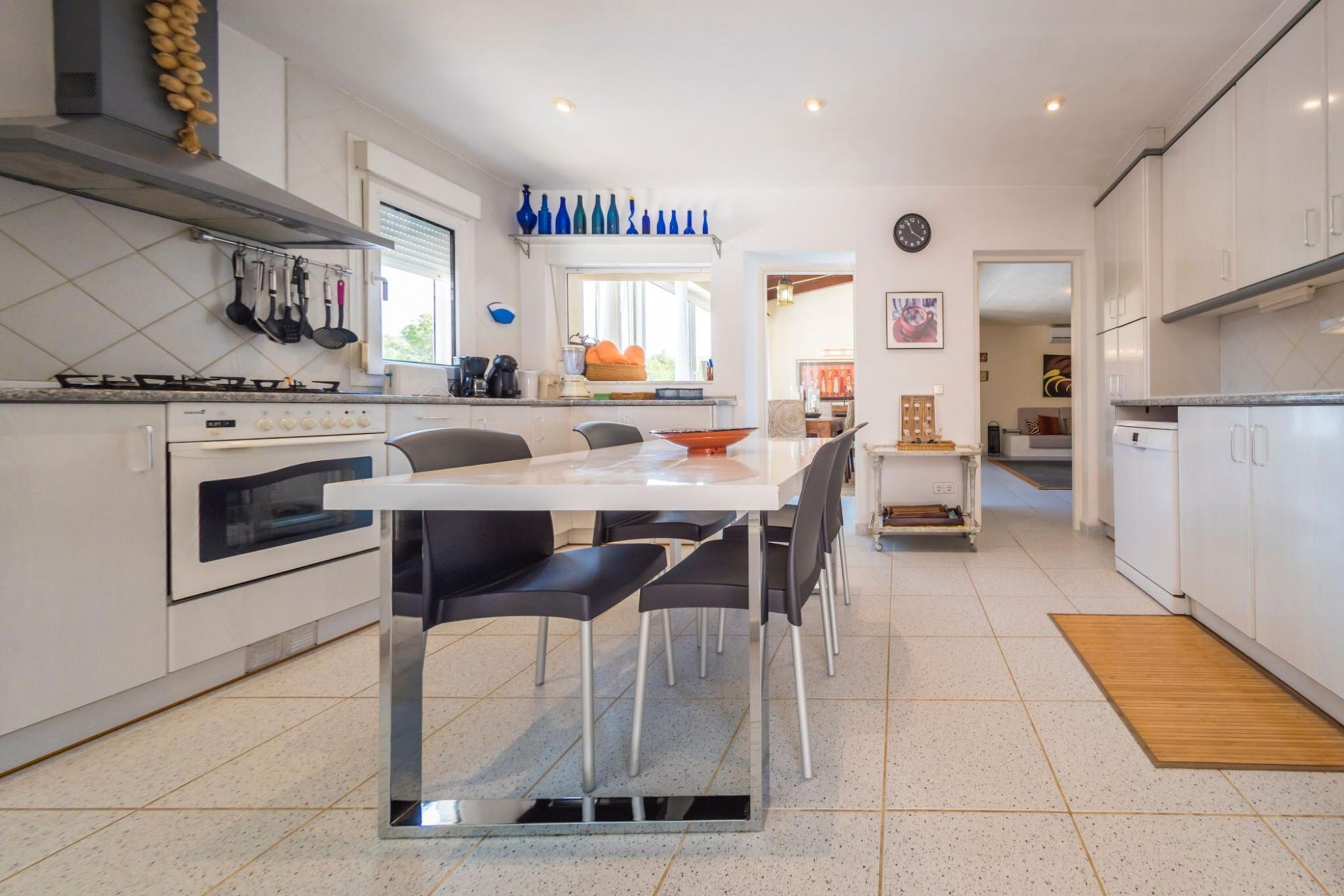 4 bedrooms