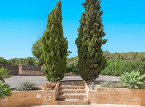 4 عدّة غرف نوم