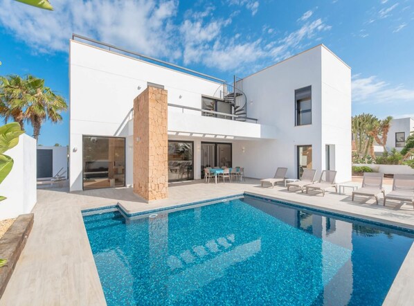 House | 4 bedrooms