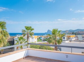 Villa | 4 bedrooms - Villa Sa Marinada Modern Villa With Pool for 8 People (Sant Josep de sa Talaia)