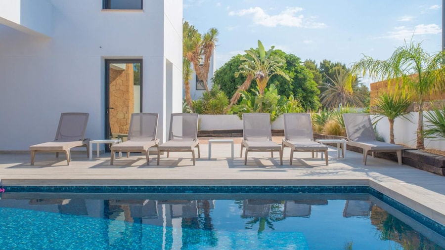 Villa Sa Marinada Modern Villa With Pool for 8 People