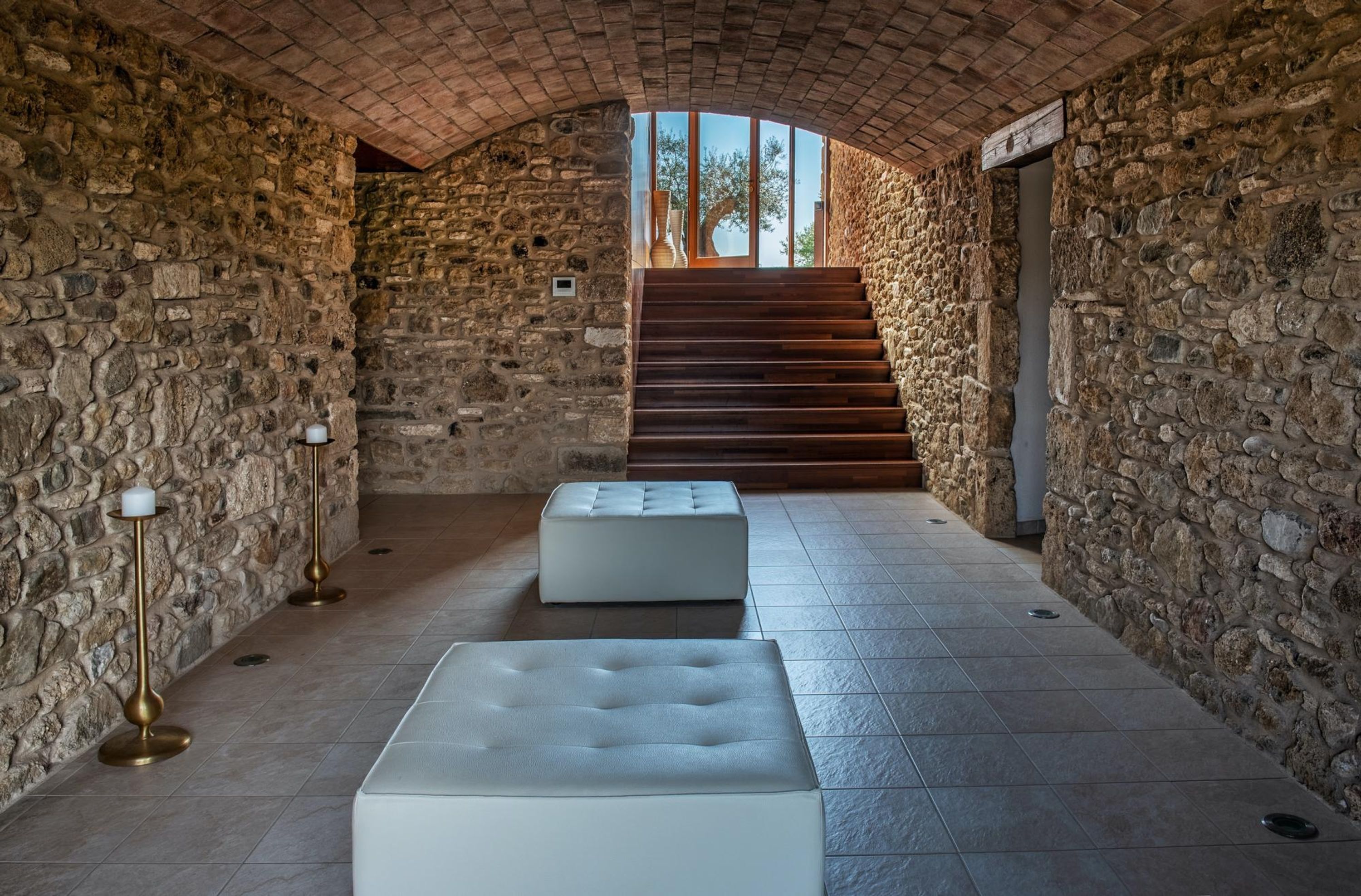 8 bedrooms, Internet