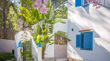 Villa, Smoking | 6 bedrooms