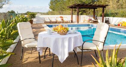 can Gertrudis Villa con Piscina Ping Pong Wifi Santa Gertrudi