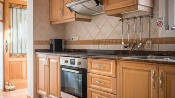 Villa, fumadores | 5 dormitorios