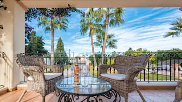 Villa, fumadores | 5 dormitorios