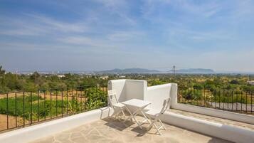 Villa, Smoking | 10 bedrooms