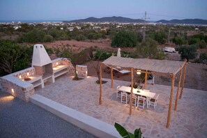 Villa, Smoking