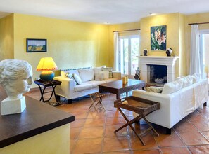 4 bedrooms