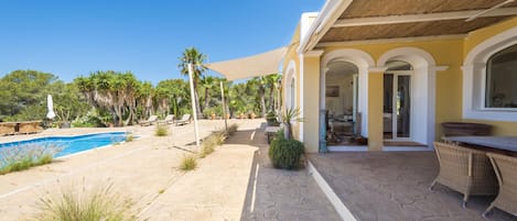 Villa, fumeur | 2 chambres