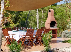 Villa, para fumadores | 4 habitaciones 