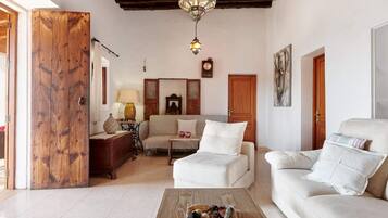 Villa, Smoking | 4 bedrooms