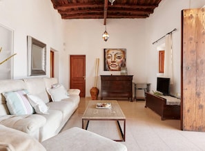 Villa, Smoking | 4 bedrooms