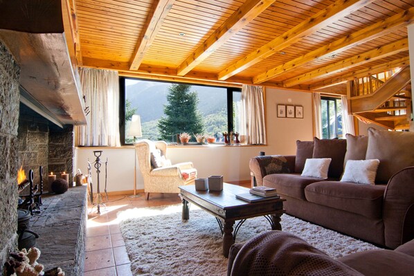 House | 4 bedrooms - Chalet Casa Lola Vielha (Vielha e Mijaran)