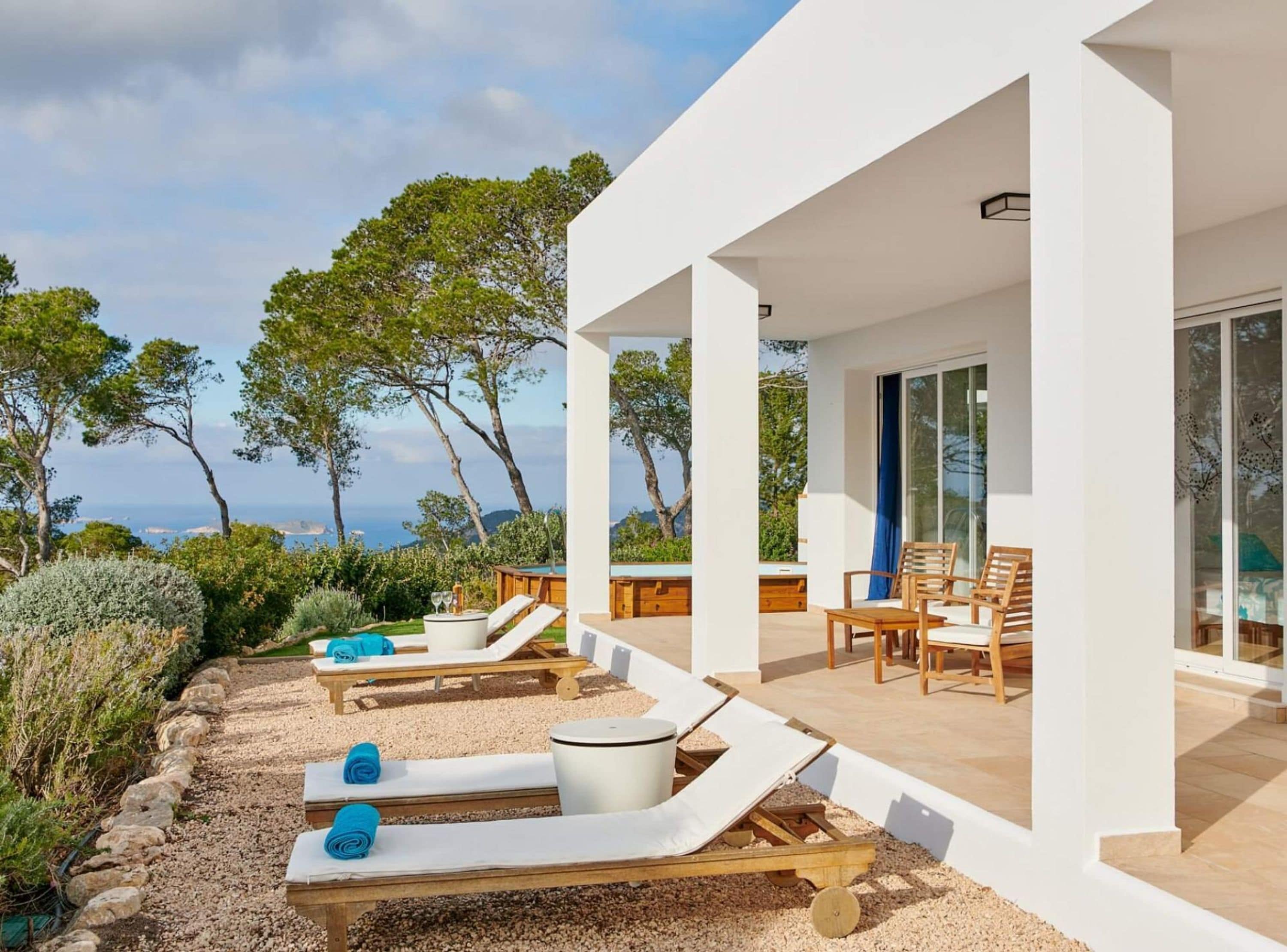House, Smoking | 3 bedrooms