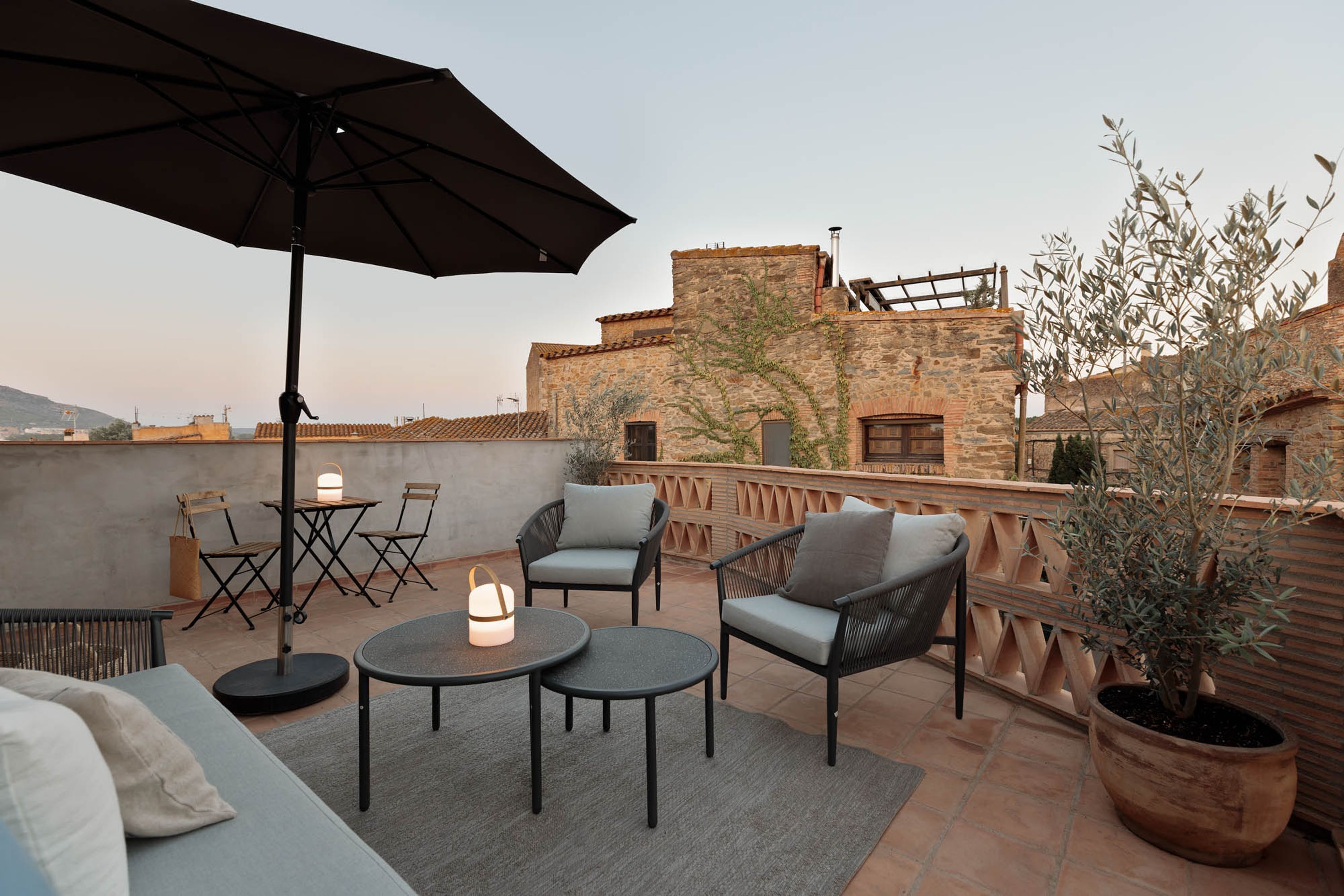 3 bedrooms, Internet