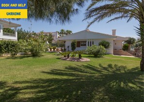 4 bedrooms
