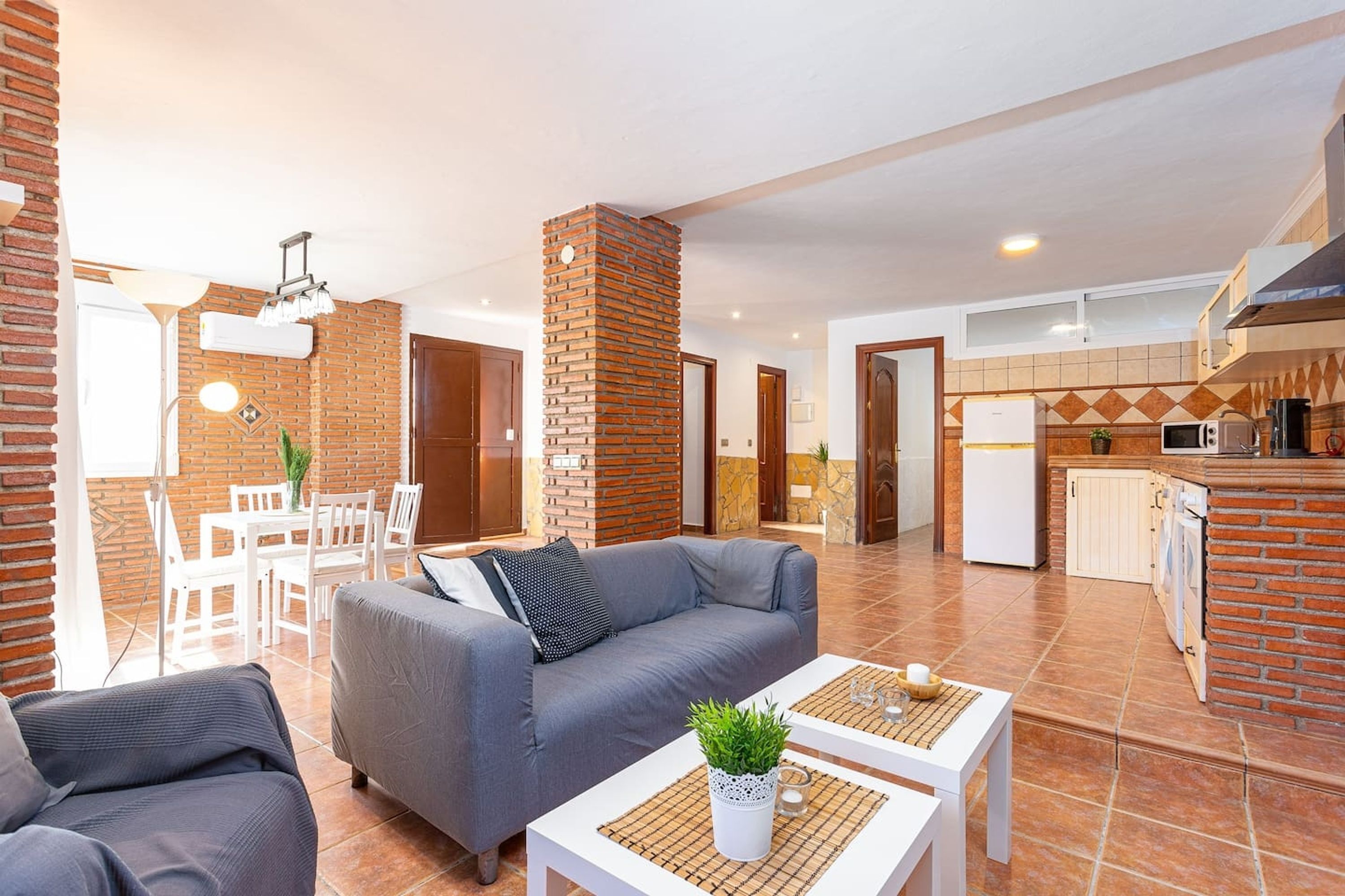 House | 1 bedroom