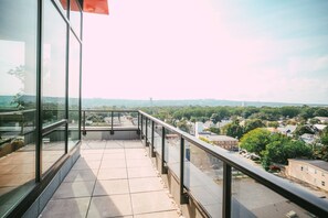 Apartment | 2 bedrooms - 902 (Halifax)