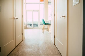 Apartment | 2 bedrooms - 902 (Halifax)