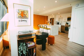 Apartment | 1 bedroom - Ph-2e (Halifax)