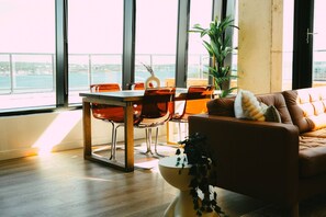 Apartment | 2 bedrooms - Ph-3e (Halifax)