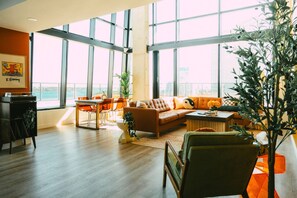 Apartment | 2 bedrooms - Ph-3e (Halifax)