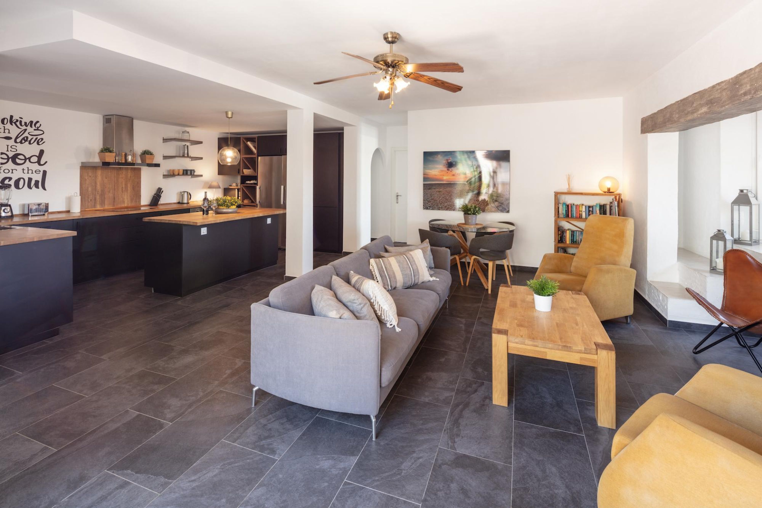 Vila | 6 quartos, acesso à internet de alta velocidade