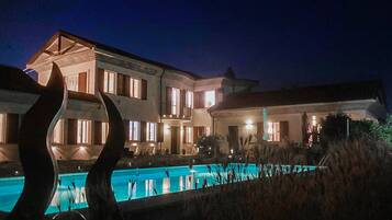 Rumah | 5 kamar tidur