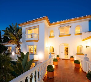 Villa | 6 bedrooms, Internet - Large Luxury Family Villa 500m From Beach (Mijas)