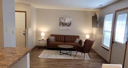 2 Bedroom Apartment Next To Rivian
