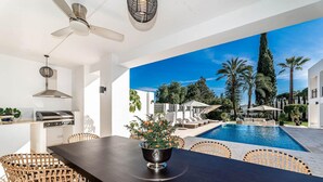 Villa | 5 bedrooms - Contemporary Golf Villa Las Brisas Nueva Andalucia (Marbella)