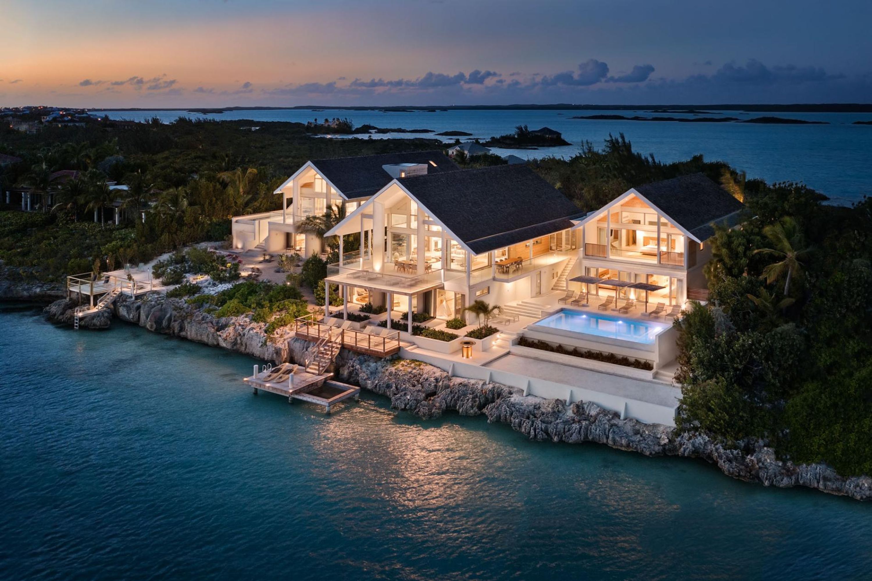 9 habitaciones y acceso a internet 