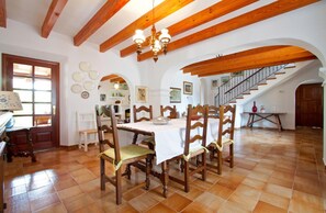 4 bedrooms - Vall de March Finca Farmhouses by Vida Villas (Pollença)