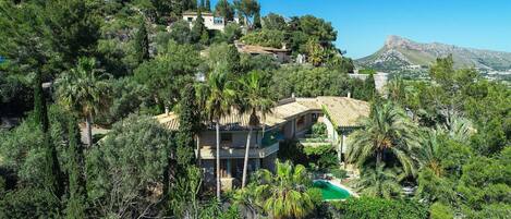 别墅 | 5 多间卧室