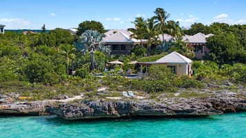 3 bedrooms, Internet