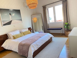 4 habitaciones y escritorio