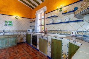 House, Accessible, Smoking - Casa Magma in Adeje With 2 Bedrooms and 1 Bathrooms (Adeje)