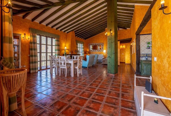 Apartment, Accessible, Smoking | 2 bedrooms