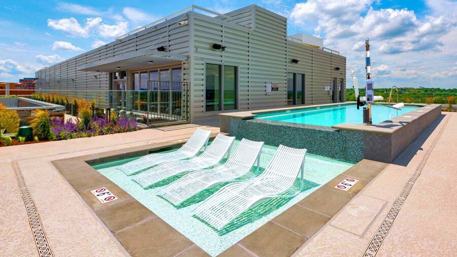 Prime Metro Proximity Condo at Clarendon